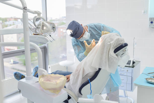 Best Emergency Tooth Extraction in Queen City, TX